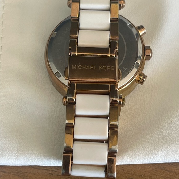 Michael Kors watch - Picture 4 of 13